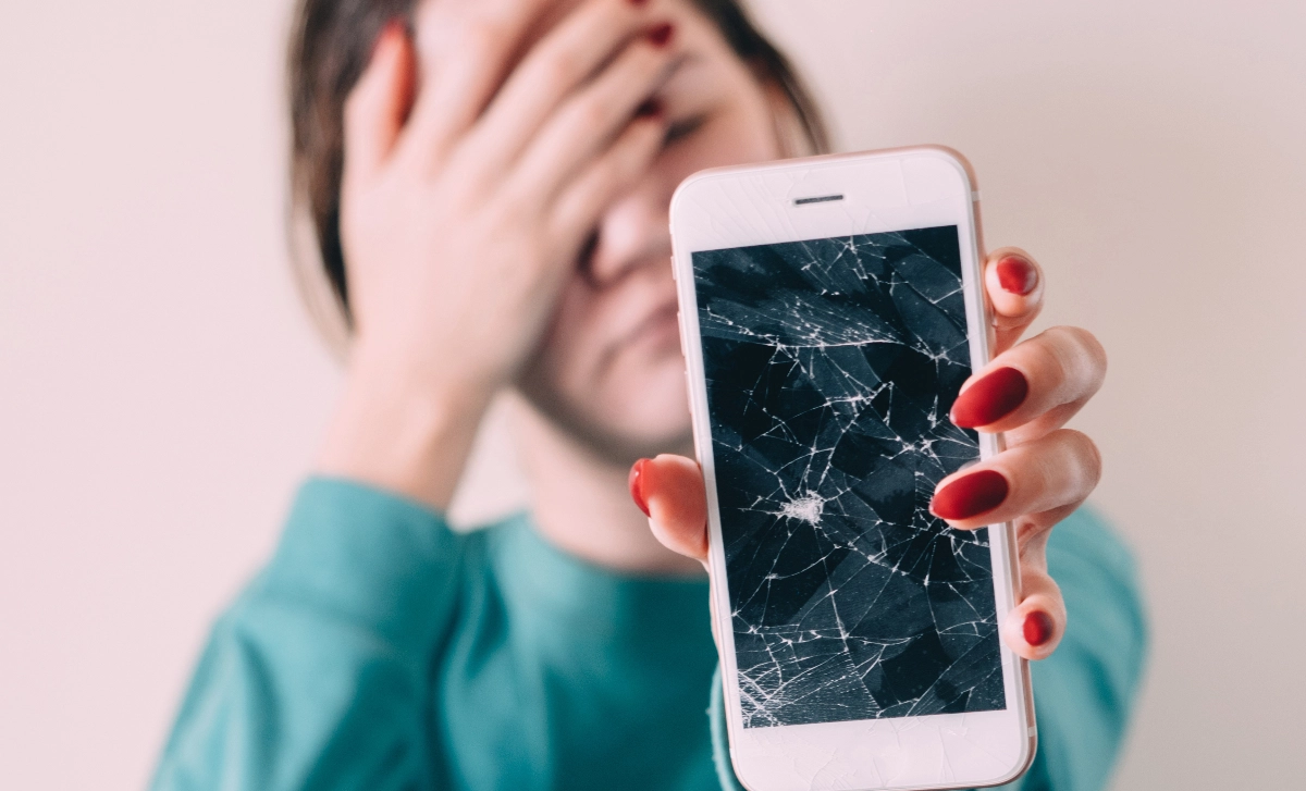 Dorking Mobile Phone Repairs Mobile Phone Repairs , Tec-Nut.com Websites, Mobile phone repairs, Free Website, New Website, New Company, Simple Website, Best Website Builder, easy website Serving Dorking